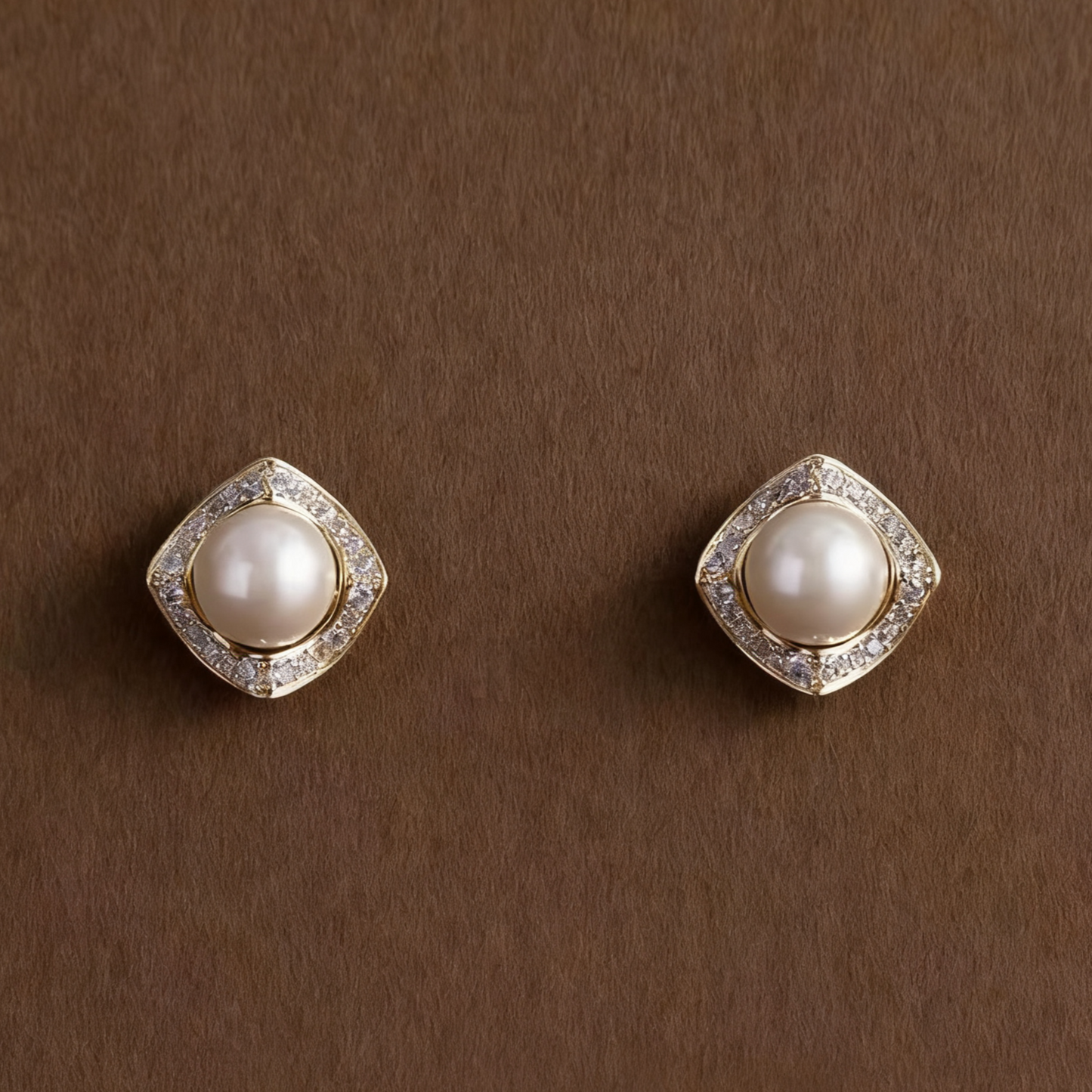 Elegant Pearl Earrings – Champagne Gold Studs