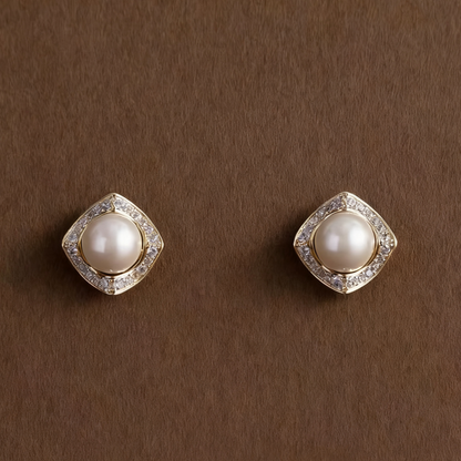 Elegant Pearl Earrings – Champagne Gold Studs