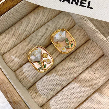 Vintage Elegant Earrings Series